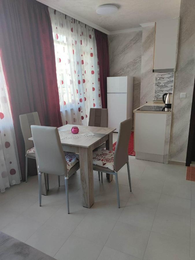 Apartament Piero Pomorie Exteriér fotografie