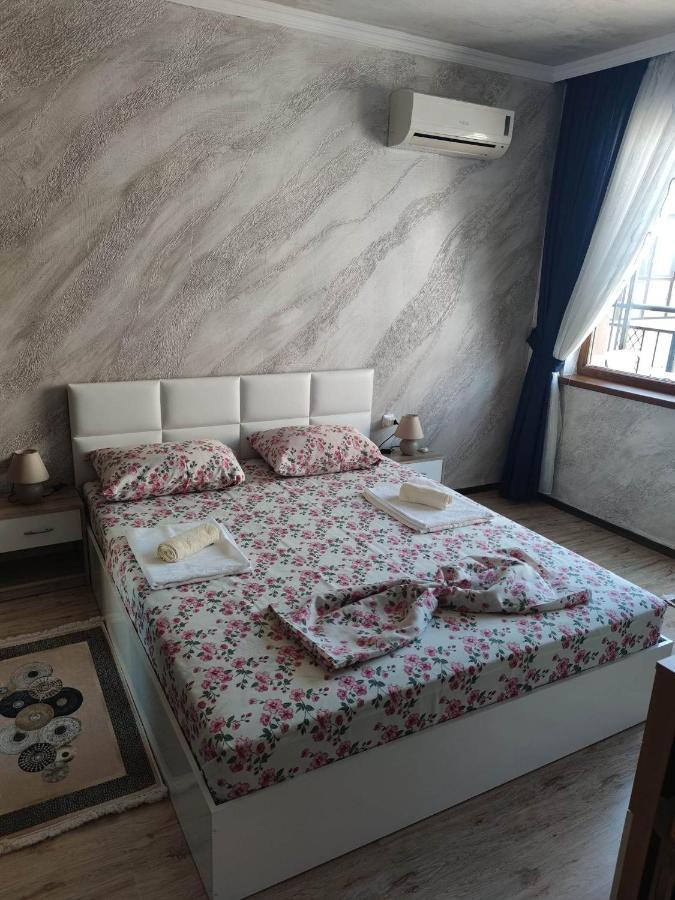 Apartament Piero Pomorie Exteriér fotografie