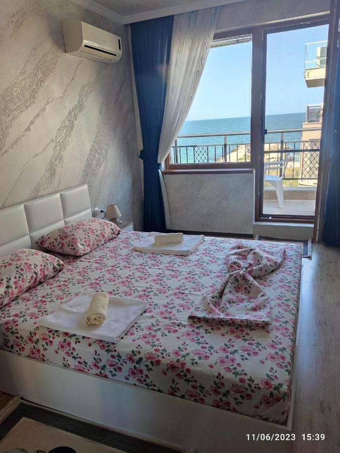 Apartament Piero Pomorie Exteriér fotografie