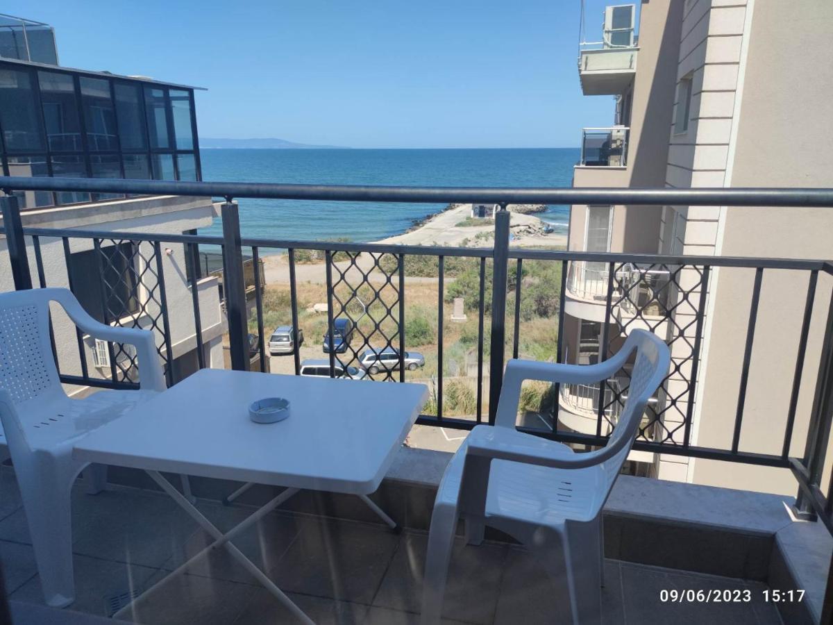Apartament Piero Pomorie Exteriér fotografie